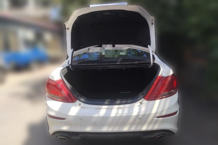Used BYD Surui 2015 Revised Version 1.5L Manual Luxury Edition Trunk
