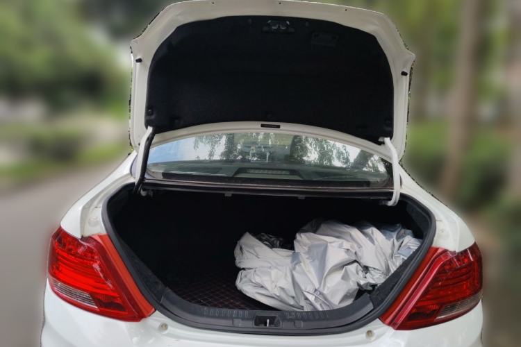 Used BYD Surui 2015 1.5L Manual Luxury Model Trunk