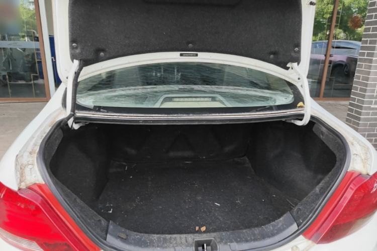 Used BYD Surui 2015 1.5L Automatic Luxury Model Trunk