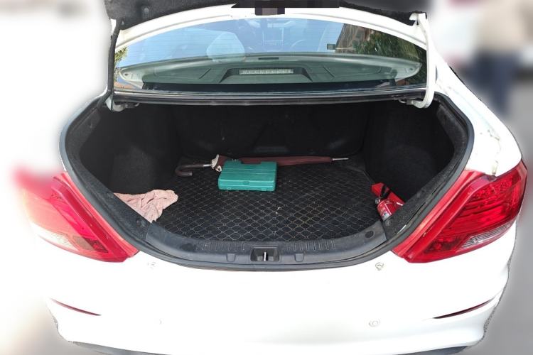 Used BYD Surui 2015 1.5L Manual Luxury Model Trunk