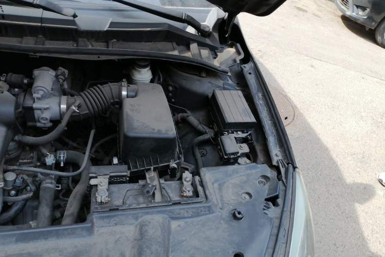 Used BYD Surui 2016 1.5L Manual Elite Edition Engine Bay Left