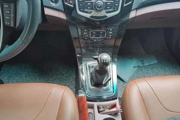 Used BYD Surui 2016 1.5L Manual Elite Edition Gear Lever