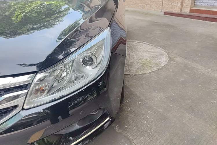Used BYD Surui 2016 1.5L Manual Elite Edition Left Front Headlight