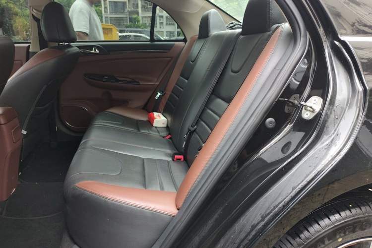 Used BYD Surui 2016 1.5L Manual Elite Edition Left Rear Seat