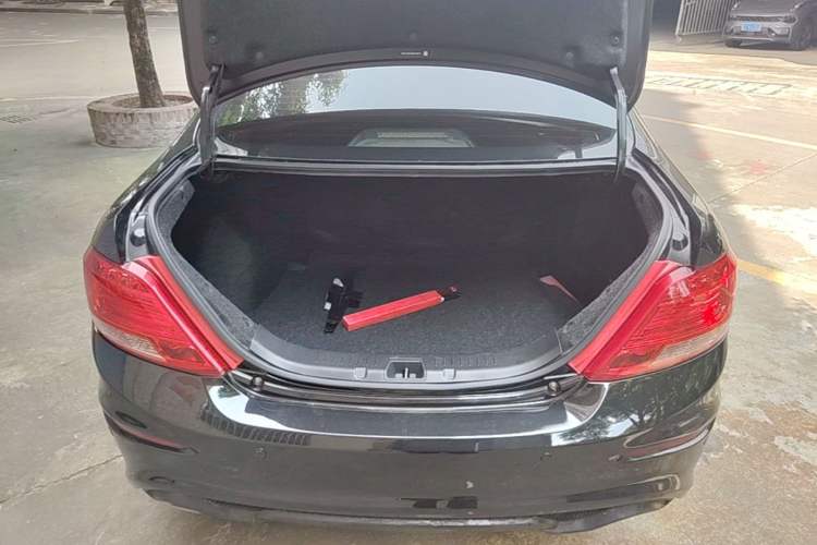 Used BYD Surui 2016 1.5L Manual Elite Edition Trunk