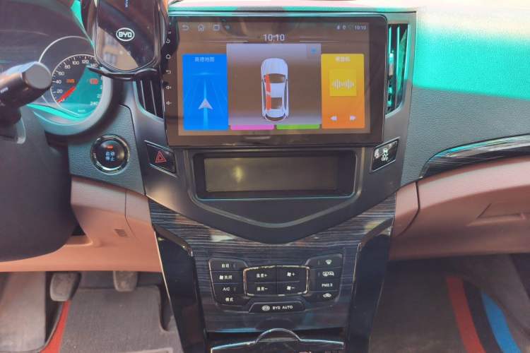 Used BYD Surui 2016 1.5L Manual Elite Edition Audio And AC Panel