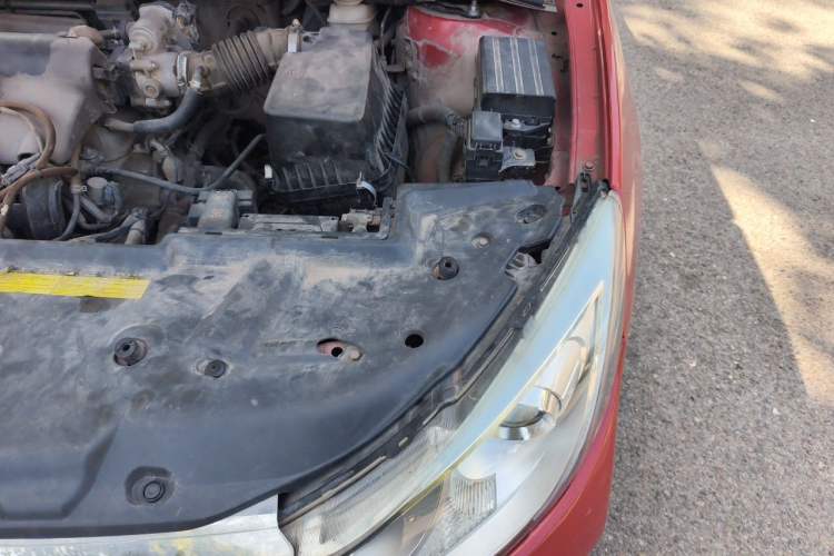 Used BYD Surui 2016 1.5L Manual Elite Edition Engine Bay Left