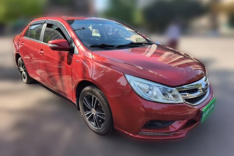 Used BYD Surui 2016 1.5L Manual Elite Edition Front Right 45 Deg
