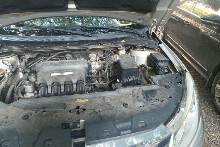 Used BYD Surui 2016 1.5L Manual Elite Edition Engine Bay Left