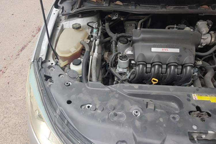 Used BYD Surui 2016 1.5L Manual Elite Edition Engine Bay Right