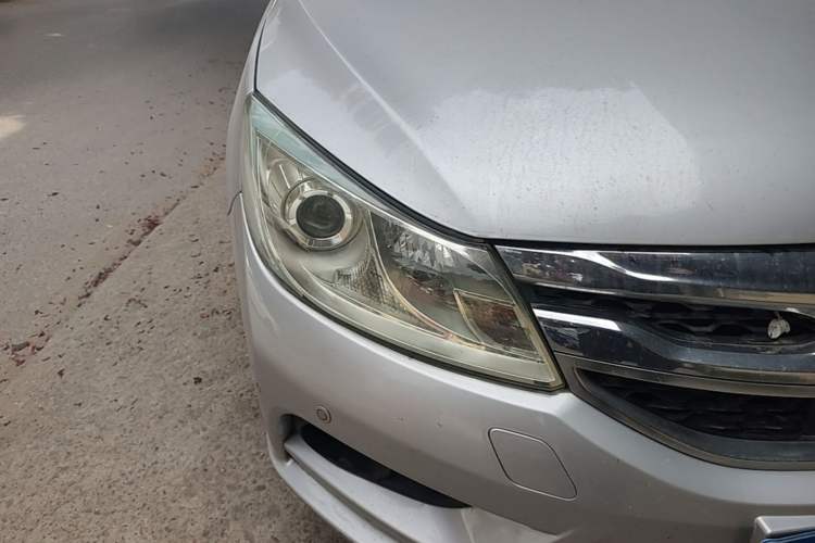 Used BYD Surui 2016 1.5L Manual Elite Edition Right Front Headlight