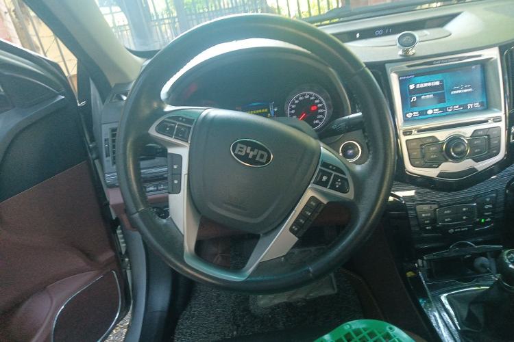 Used BYD Surui 2016 1.5L Manual Elite Edition Steering Wheel