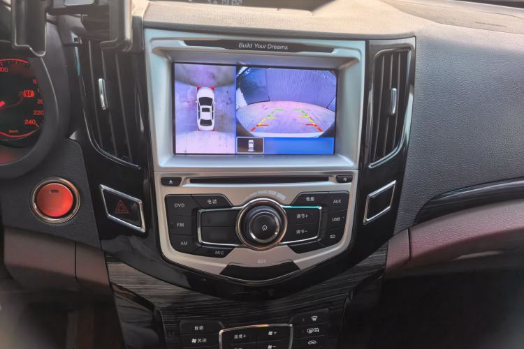 Used BYD Surui 2016 1.5L Manual Elite Edition Audio And AC Panel