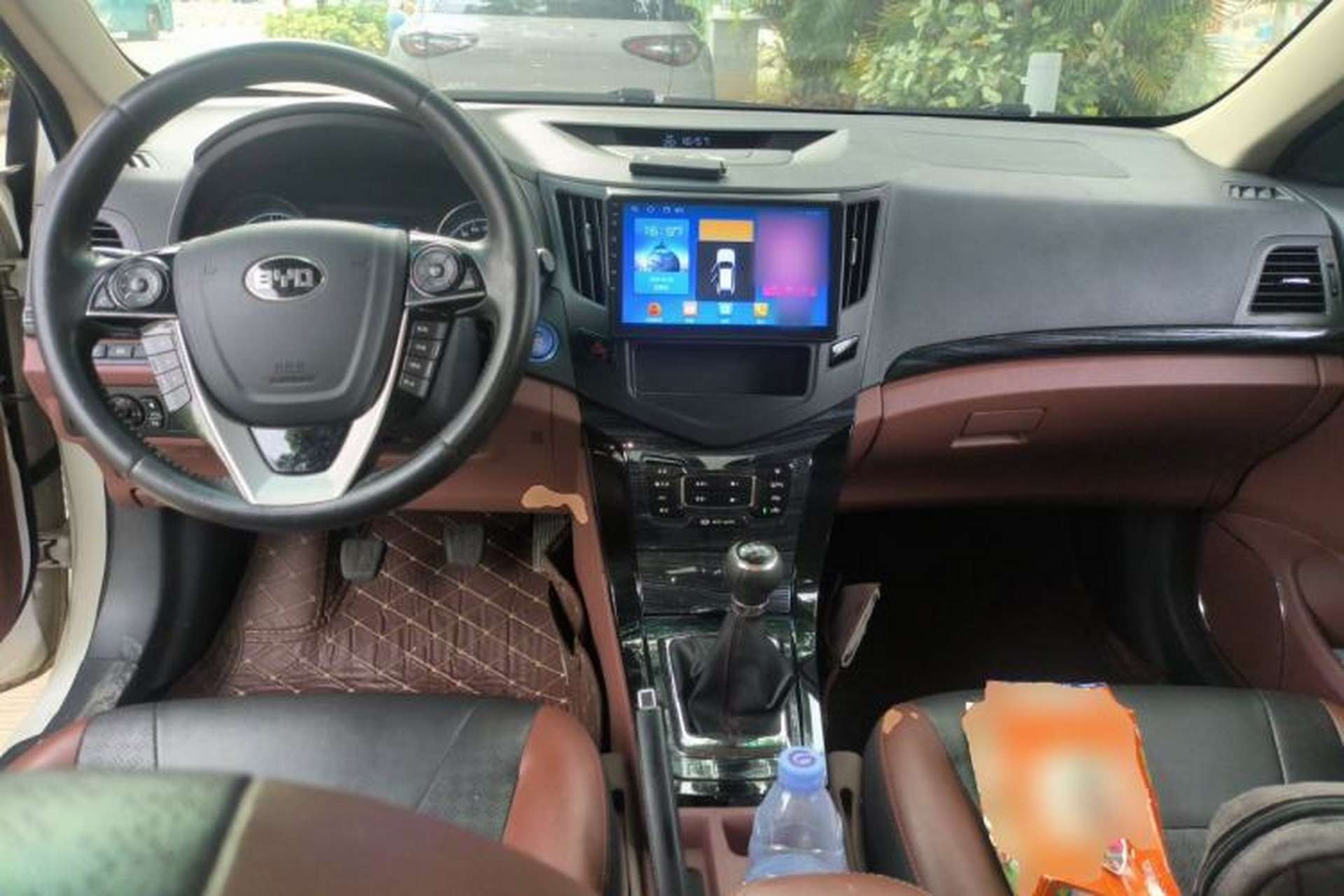 Used BYD Surui 2016 1.5L Manual Elite Edition Center Console