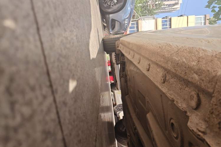 Used BYD Surui 2016 1.5L Manual Elite Edition Chassis Front Right