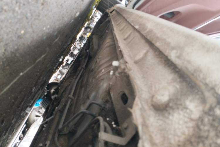 Used BYD Surui 2016 1.5L Manual Elite Edition Chassis Rear Left