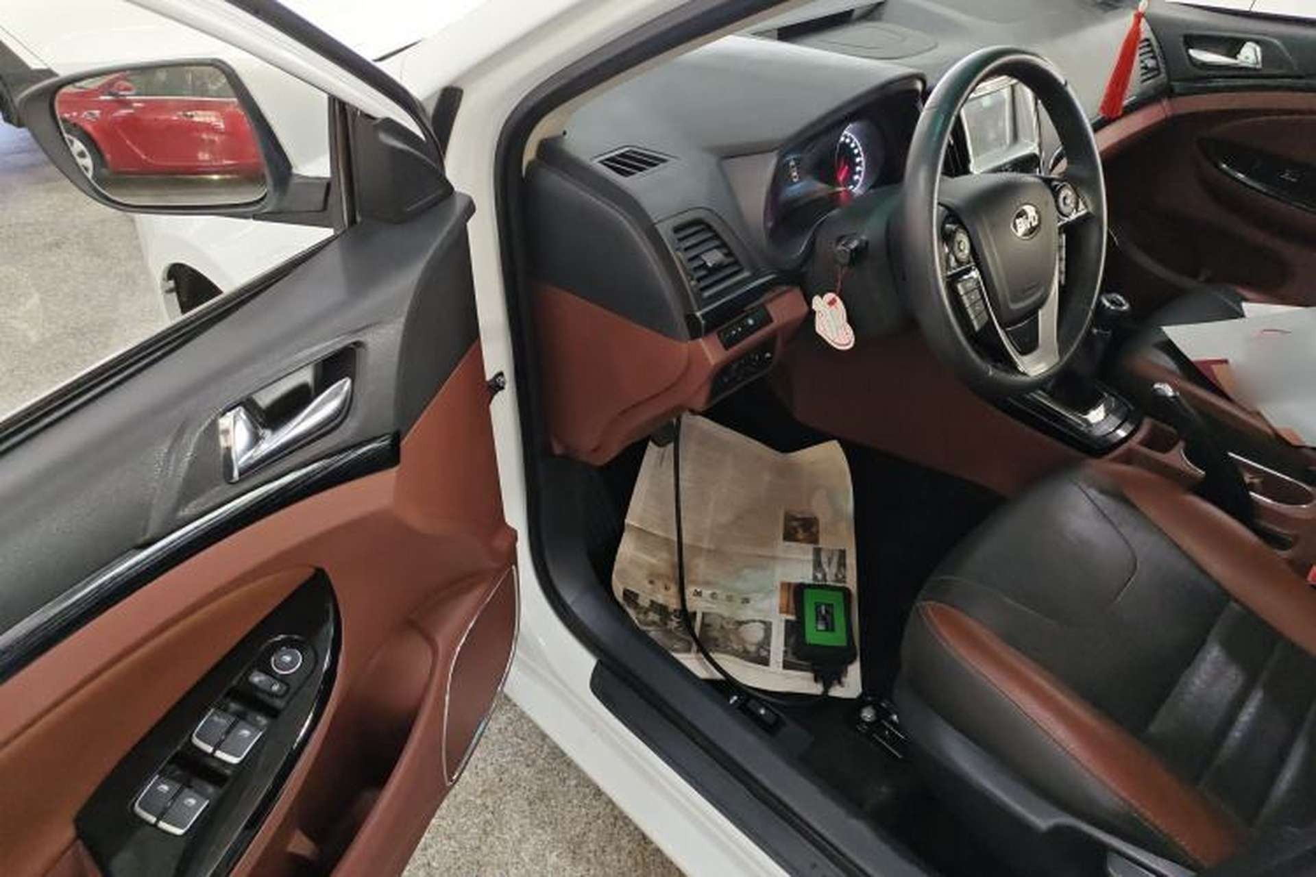 Used BYD Surui 2016 1.5L Manual Elite Edition Driver Seat