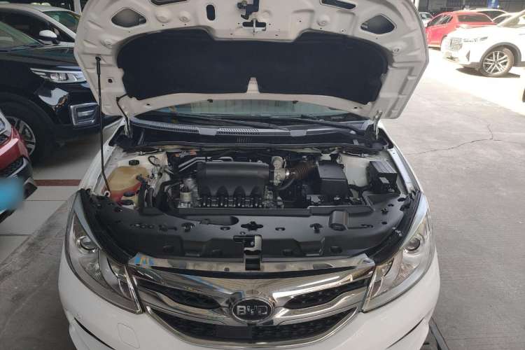 Used BYD Surui 2016 1.5L Manual Elite Edition Engine Bay