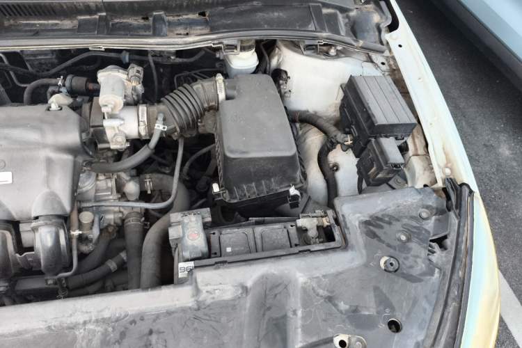 Used BYD Surui 2016 1.5L Manual Elite Edition Engine Bay Left