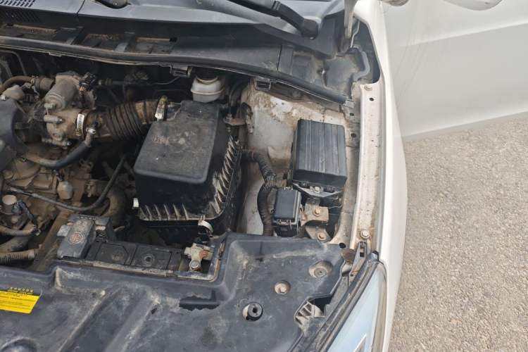 Used BYD Surui 2016 1.5L Manual Elite Edition Engine Bay Left