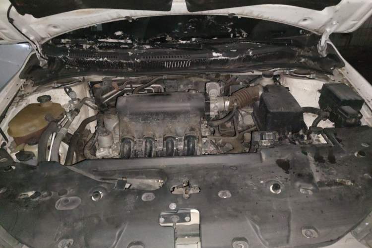 Used BYD Surui 2016 1.5L Manual Elite Edition Engine Bay