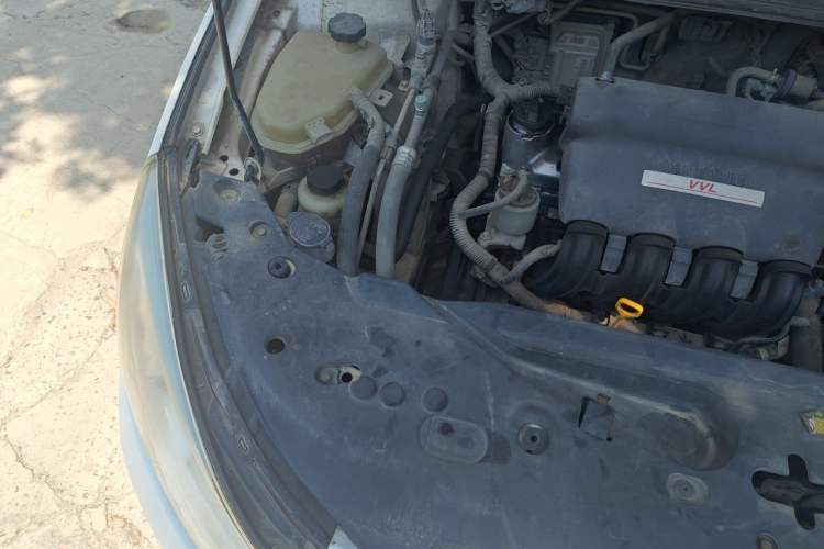 Used BYD Surui 2016 1.5L Manual Elite Edition Engine Bay Right