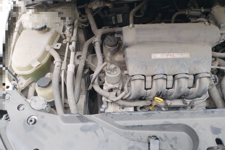 Used BYD Surui 2016 1.5L Manual Elite Edition Engine Bay Right
