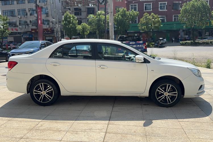 Used BYD Surui 2016 1.5L Manual Elite Edition Exterior 2