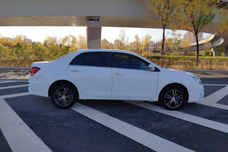 Used BYD Surui 2016 1.5L Manual Elite Edition Exterior 2