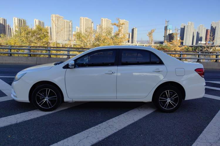 Used BYD Surui 2016 1.5L Manual Elite Edition Exterior 5