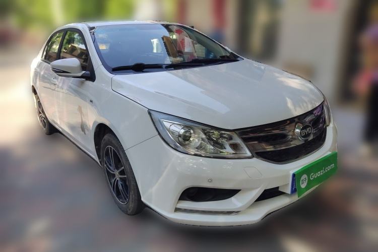 Used BYD Surui 2016 1.5L Manual Elite Edition Front Right 45 Deg
