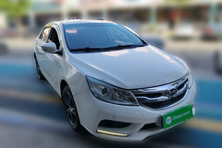 Used BYD Surui 2016 1.5L Manual Elite Edition Front Right 45 Deg