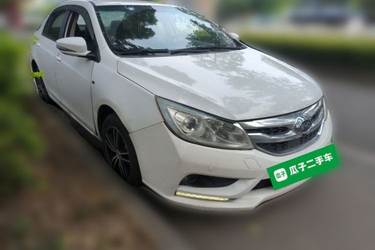 Used BYD Surui 2016 1.5L Manual Elite Edition Front Right 45 Deg