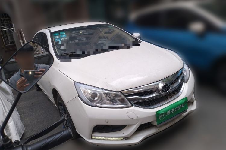 Used BYD Surui 2016 1.5L Manual Elite Edition Front Right 45 Deg