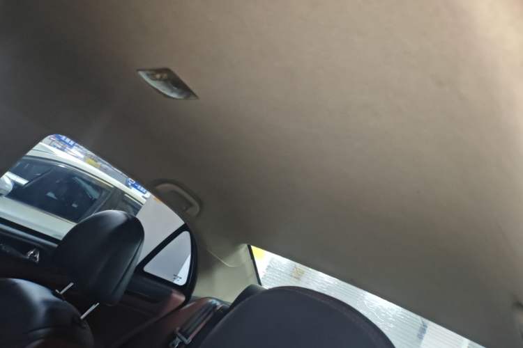 Used BYD Surui 2016 1.5L Manual Elite Edition Headliner