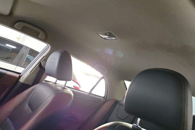 Used BYD Surui 2016 1.5L Manual Elite Edition Headliner