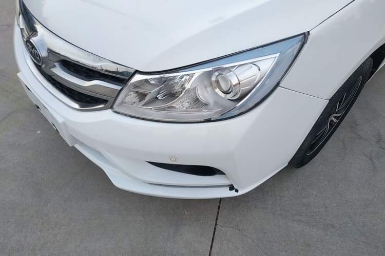 Used BYD Surui 2016 1.5L Manual Elite Edition Left Front Headlight