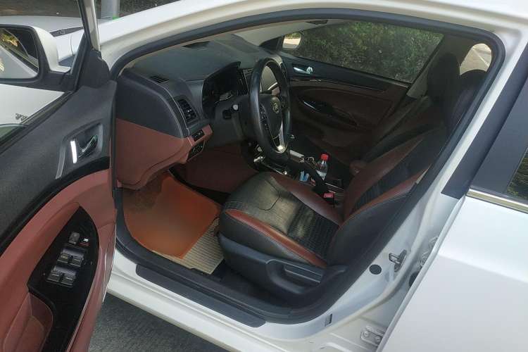 Used BYD Surui 2016 1.5L Manual Elite Edition Left Front Seat