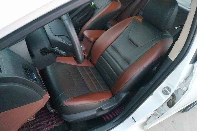 Used BYD Surui 2016 1.5L Manual Elite Edition Left Front Seat
