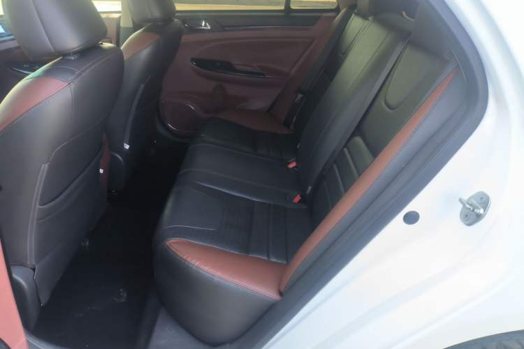 Used BYD Surui 2016 1.5L Manual Elite Edition Left Rear Seat