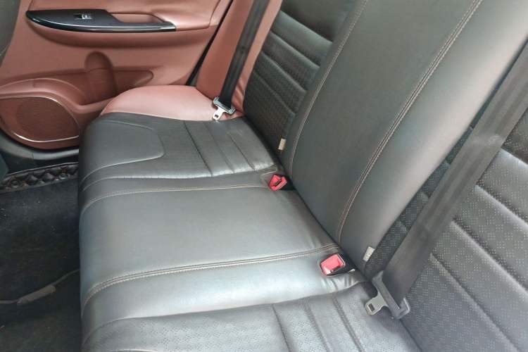 Used BYD Surui 2016 1.5L Manual Elite Edition Left Rear Seat