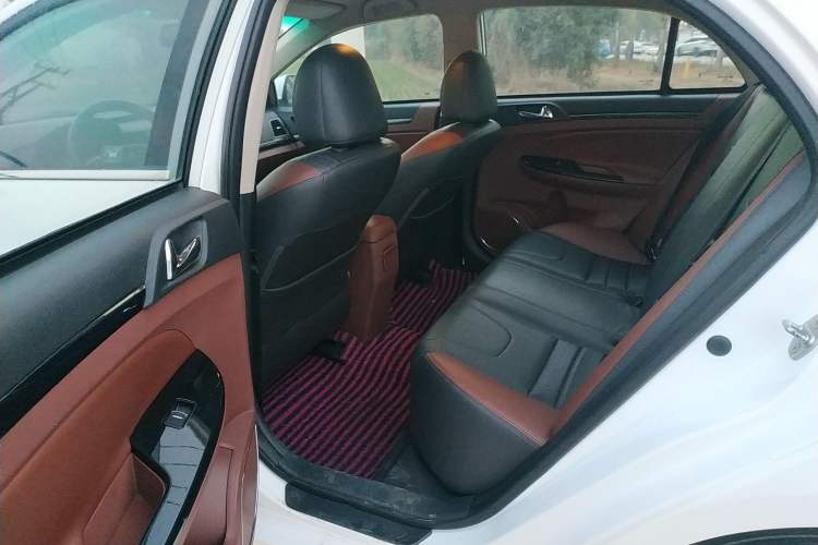 Used BYD Surui 2016 1.5L Manual Elite Edition Left Rear Seat