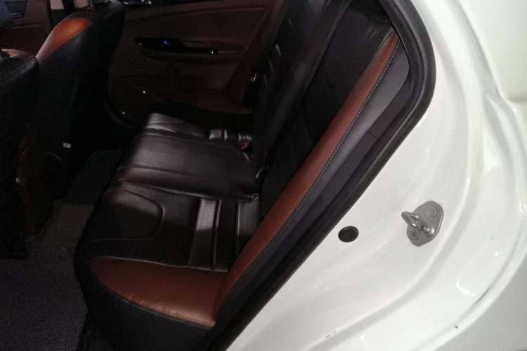 Used BYD Surui 2016 1.5L Manual Elite Edition Left Rear Seat