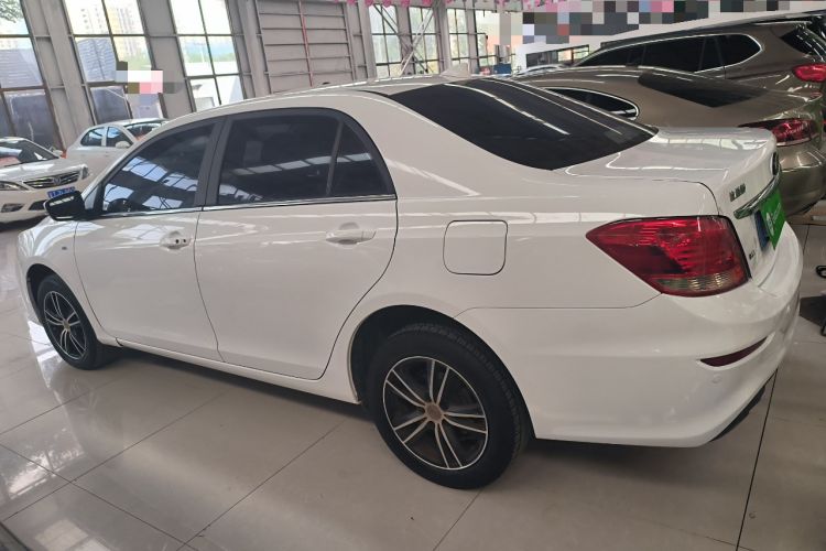 Used BYD Surui 2016 1.5L Manual Elite Edition Left Side