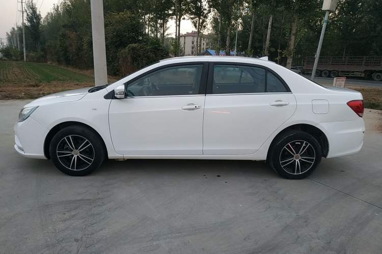 Used BYD Surui 2016 1.5L Manual Elite Edition Left Side