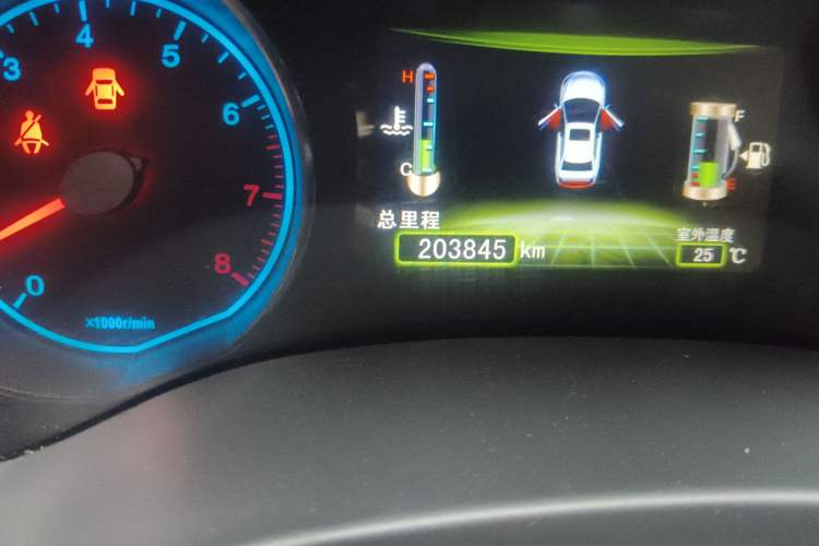 Used BYD Surui 2016 1.5L Manual Elite Edition Odometer Close Up