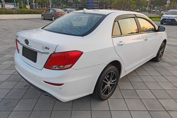 Used BYD Surui 2016 1.5L Manual Elite Edition Rear Right 45 Deg