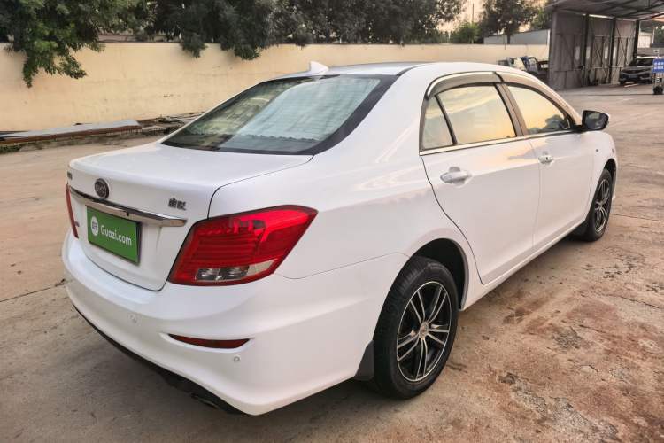 Used BYD Surui 2016 1.5L Manual Elite Edition Rear Right 45 Deg