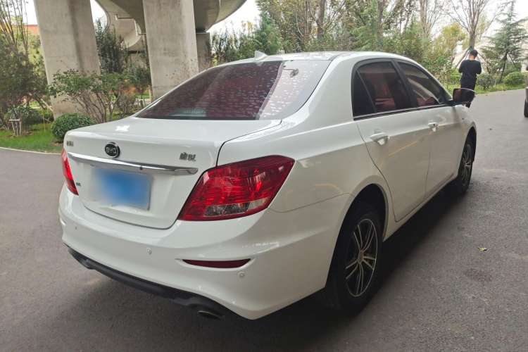 Used BYD Surui 2016 1.5L Manual Elite Edition Rear Right 45 Deg
