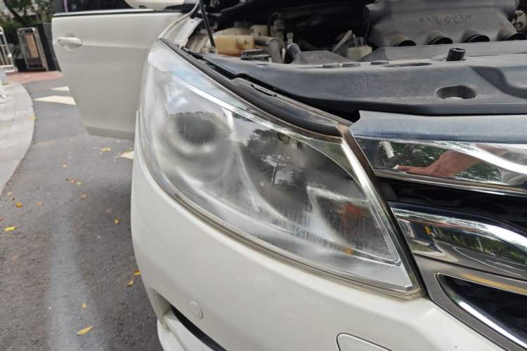 Used BYD Surui 2016 1.5L Manual Elite Edition Right Front Headlight